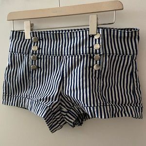 Forever 21 Shorts in Size 27 Stretchy! Nautical!
